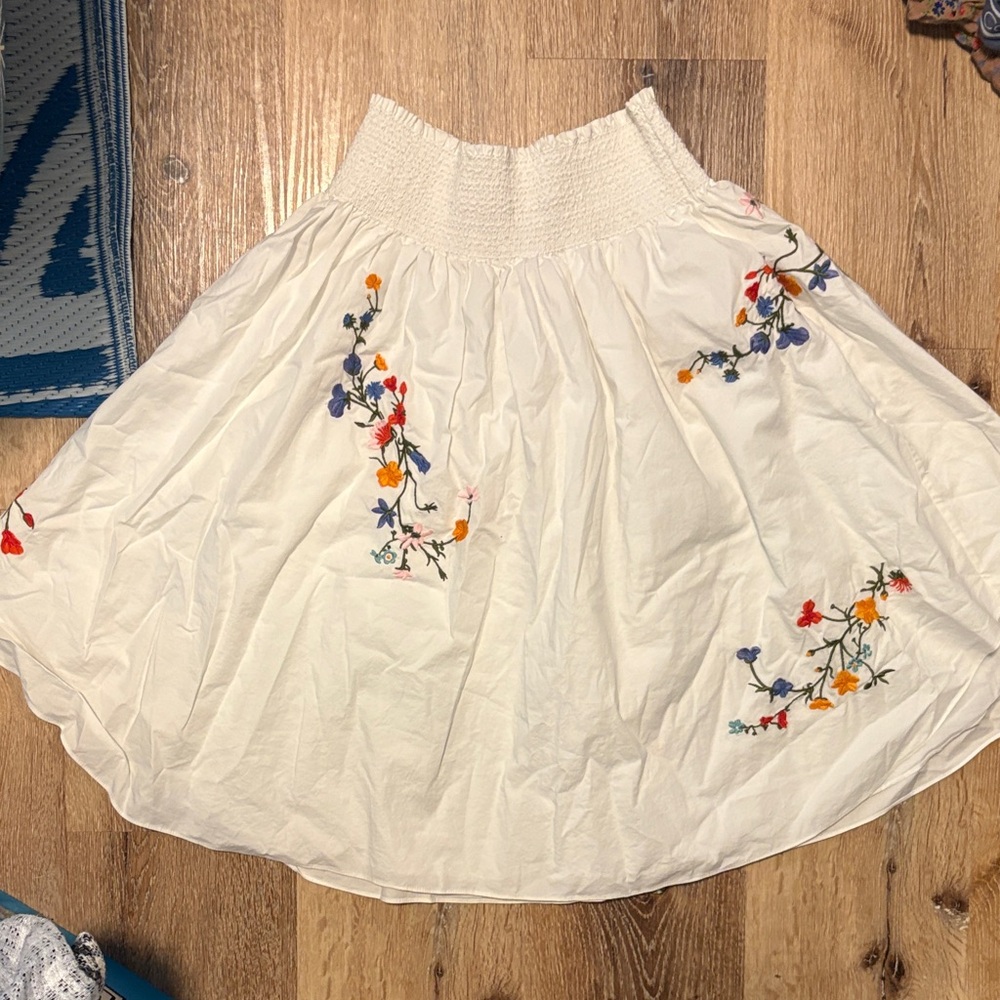 Tory Burch Floral Embroidered White Skirt